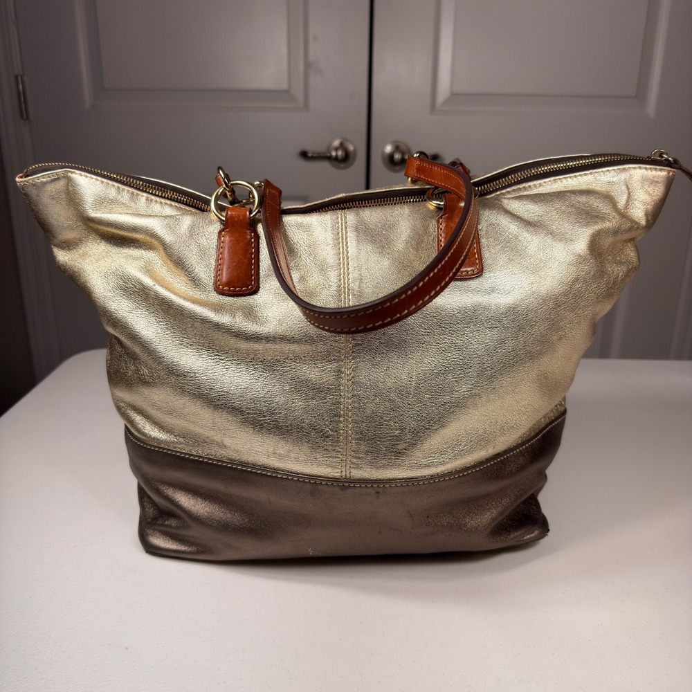 Dooney & Bourke O-Ring Shopper Tote Metallic Gold Bronze Leather Shoulder Bag L - Picture 3 of 15